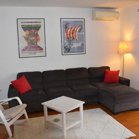 Apartman Tina Apartment Porec Bagian luar foto