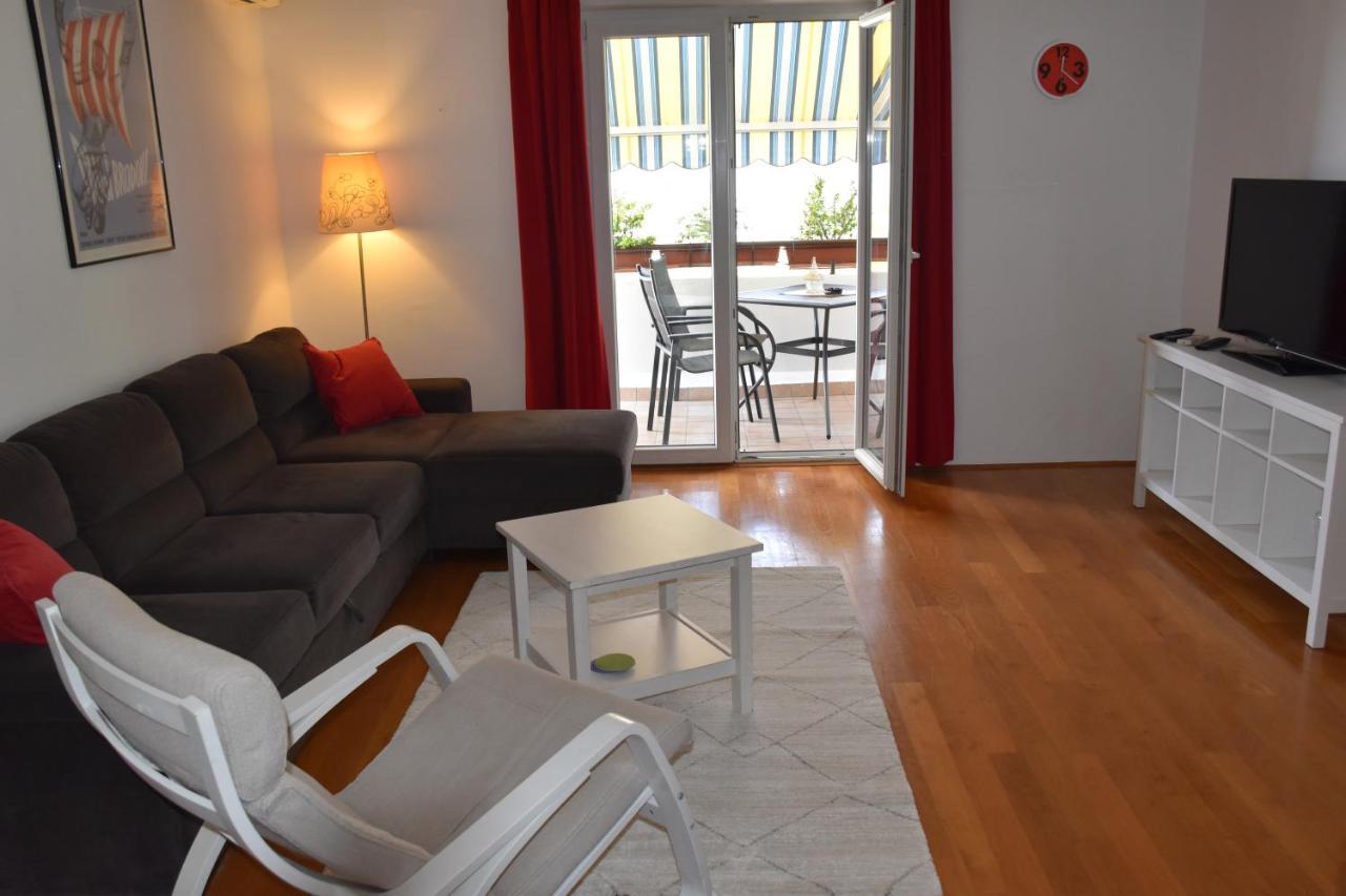 Apartman Tina Apartment Porec Bagian luar foto